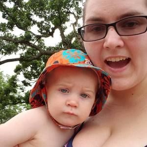 Meet your Posher, Dannielle